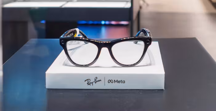Ray-Ban Stories e il Futuro della Privacy: Un Progetto Sperimentale Identifica Persone in Pochi Minuti